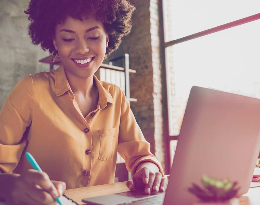 Expliquer et valoriser les contributions de la tech